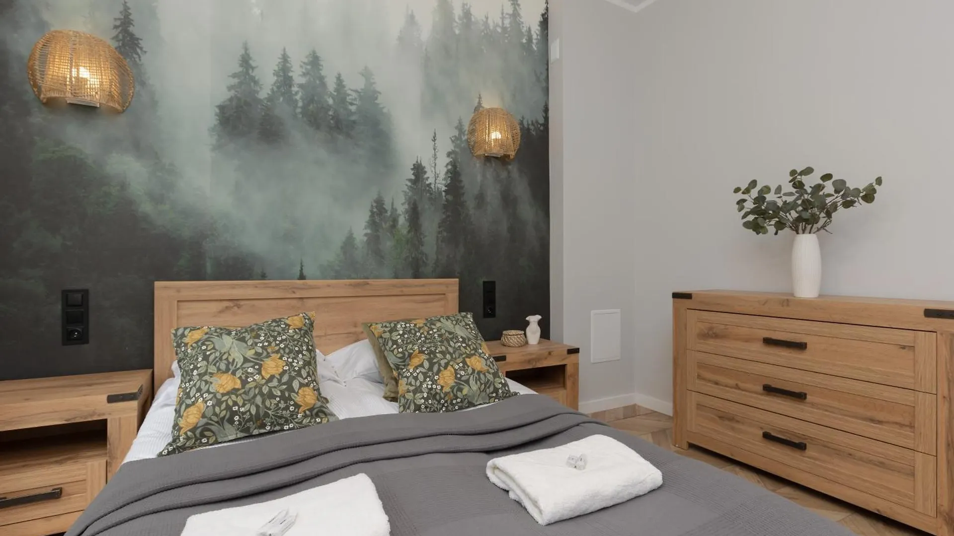 Twilight Apartment For 3 Guests Warsaw Wola By Noclegi Renters