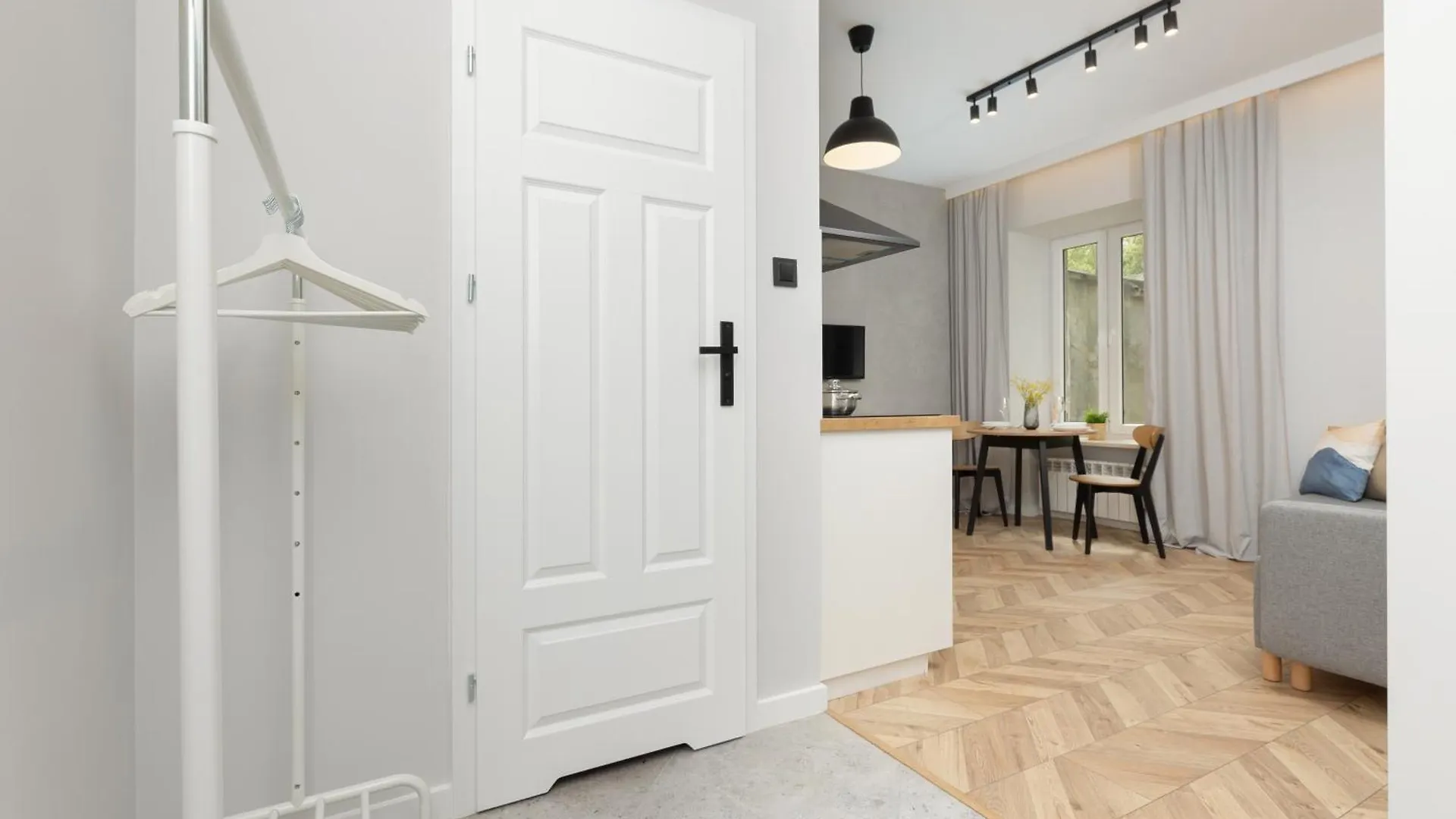 Twilight Apartment For 3 Guests Warsaw Wola By Noclegi Renters