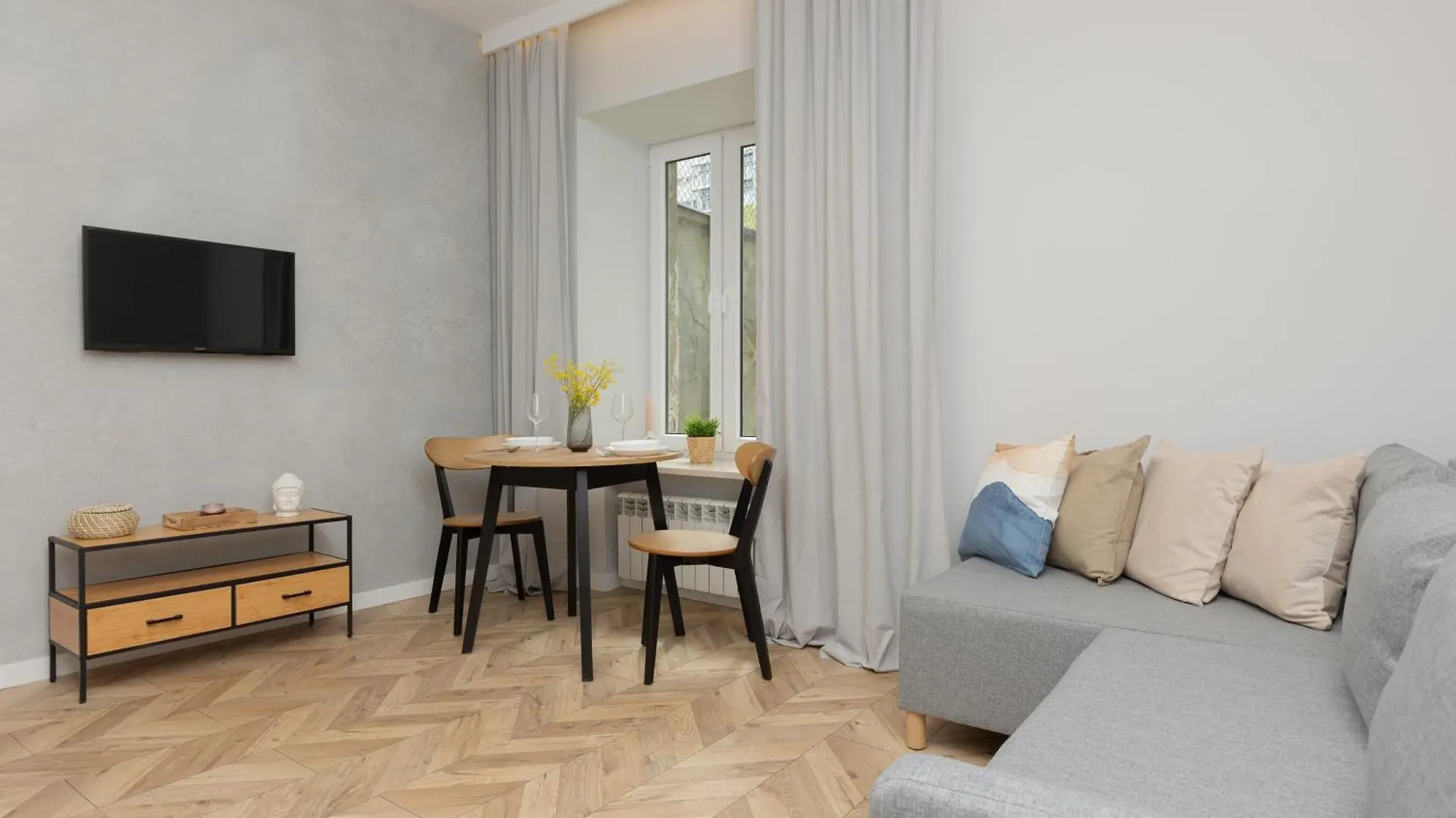 Twilight Apartment For 3 Guests Warsaw Wola By Noclegi Renters Polska